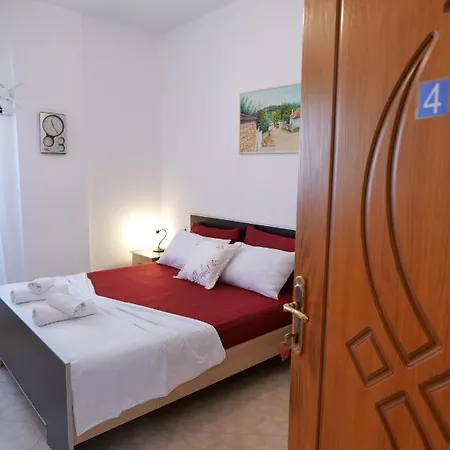 Seventh Heaven 아파트