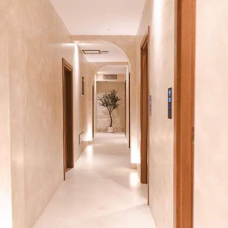 Heavenly Rest Luxury Отель *
